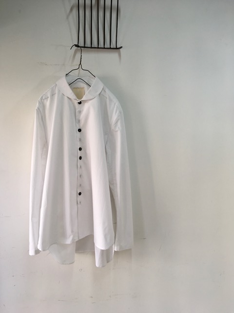 OMAR AFRIDI/Jacket Sleeve Shirt(オマール・アフリディの白シャツ