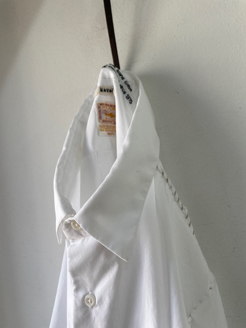 kaval / basic plain shirt, hand sewn kaval / basic plain shirt, hand sewn